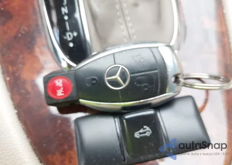 2007 Mercedes-Benz Clk 350 from USA, damaged, VIN WDBTK56FX7F220719